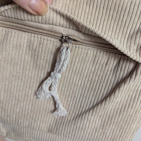 closet closing NWOT - Picture 3 of 12